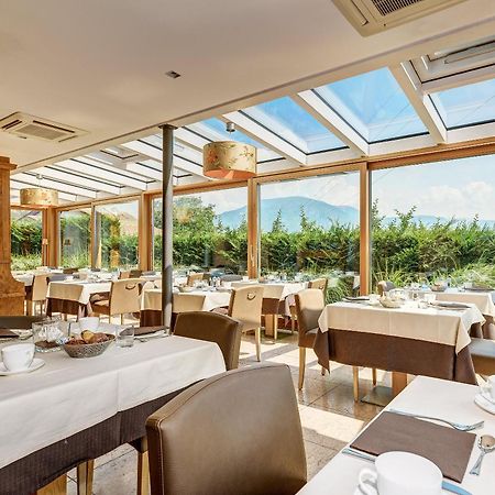 Art & Design Hotel Napura Terlano Bagian luar foto