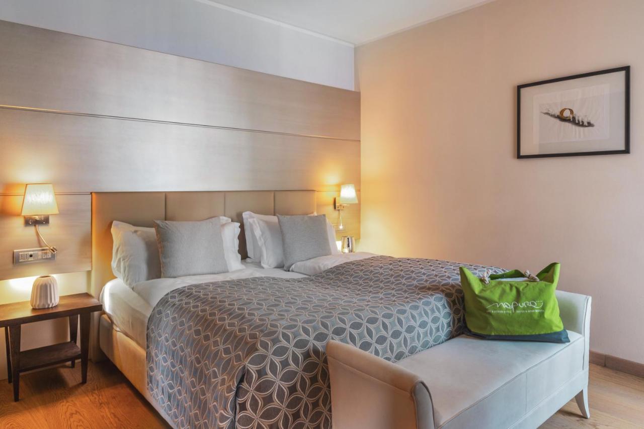 Art & Design Hotel Napura Terlano Bagian luar foto
