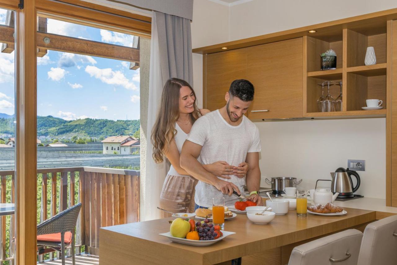 Art & Design Hotel Napura Terlano Bagian luar foto
