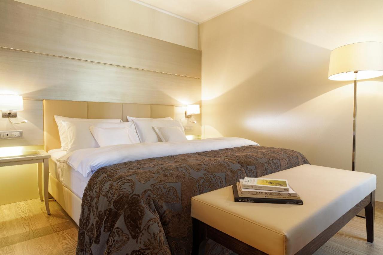 Art & Design Hotel Napura Terlano Bagian luar foto