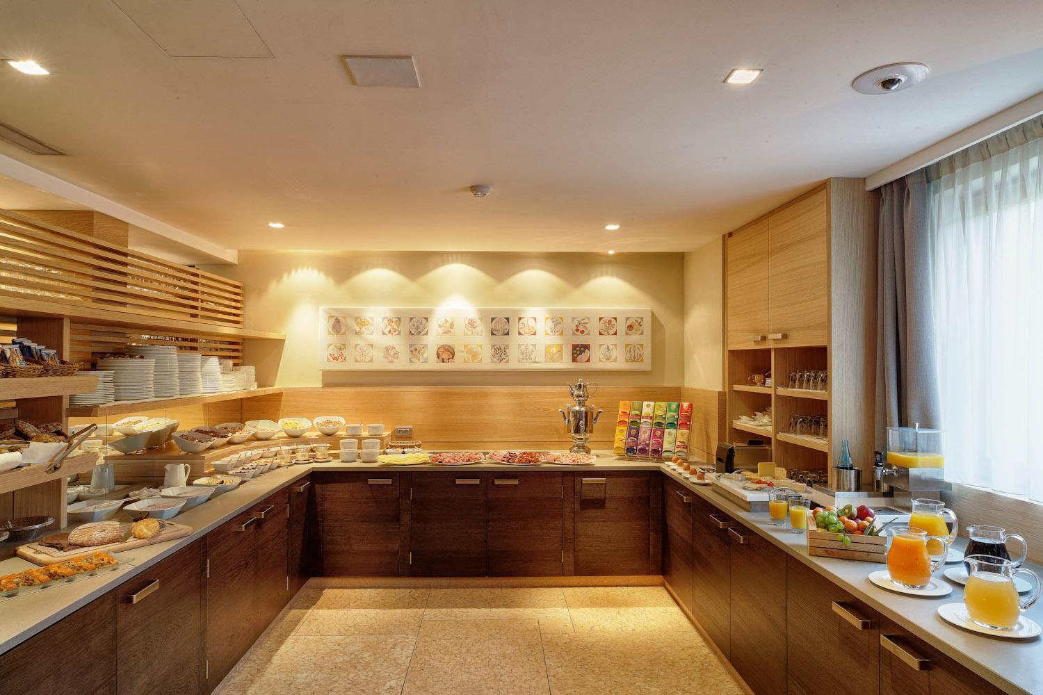 Art & Design Hotel Napura Terlano Bagian luar foto